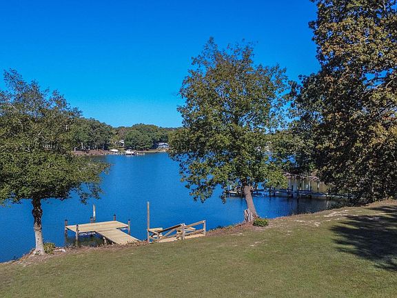 2nd image of 40171 Little Woods Ln