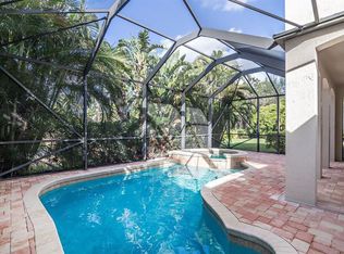 877 Taft Ct, Palm Beach Gardens, FL 33410
