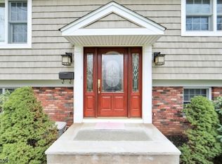 105 Kilmer Rd, Mahwah, NJ 07430