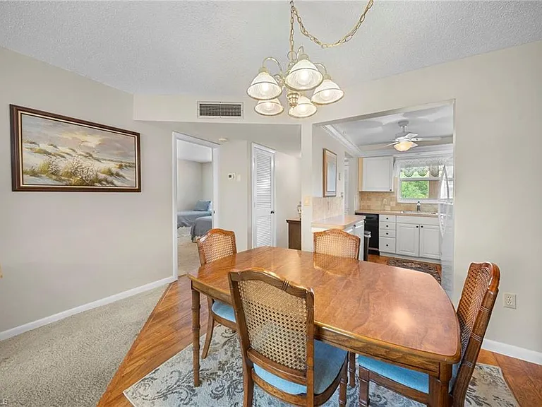 400 Forest Lakes Blvd #204 — Photo 9