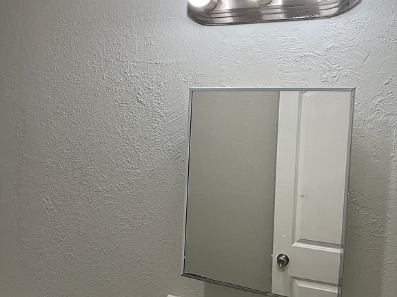 5th image of 3102 Daytona Dr