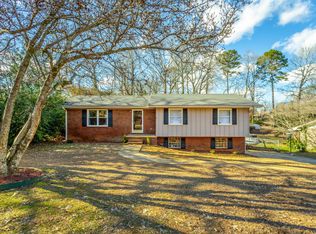 9205 River Oaks Rd, Harrison, TN 37341