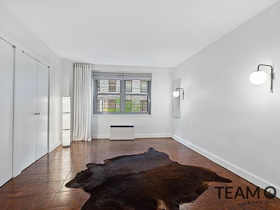 4th image of 433 E 56th St APT 3-B
