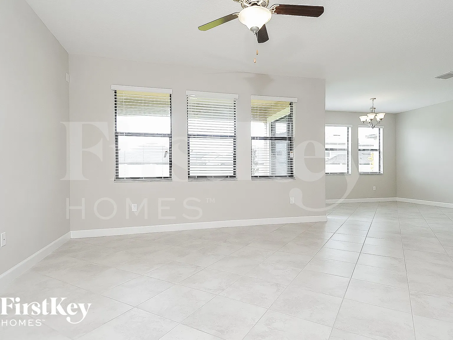 4 bed, 2.0 bath, 2334 sqft, $2,340 — Photo 2