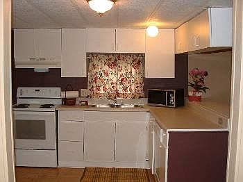 2nd image of 47 Snapper Ln