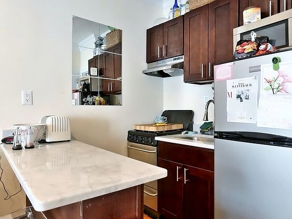 3rd image of 415 E 78th St APT 2A