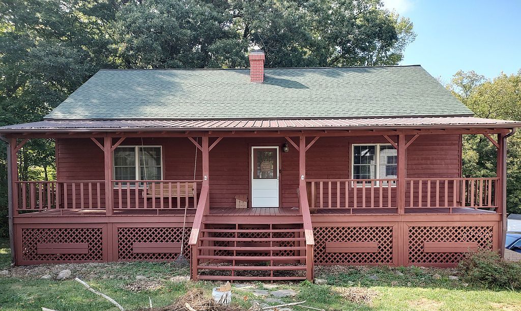 103 E Mountain St - Property Image