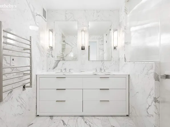 900 Park Avenue image 7 of 12