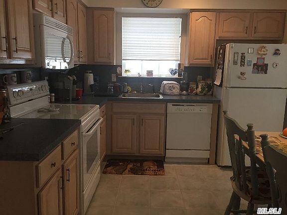 3rd image of 138 Theodore Dr