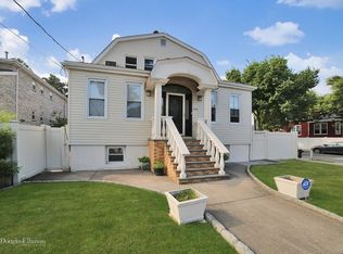 2591 Schurz Ave #1, Bronx, NY 10465