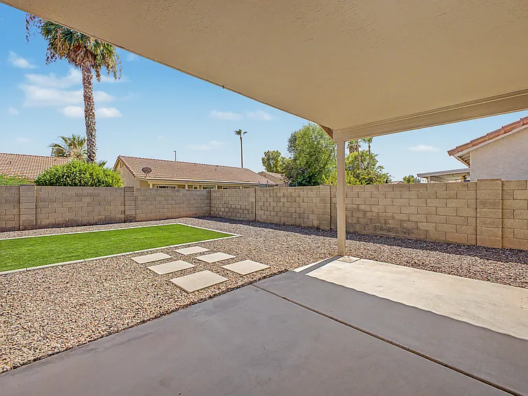 445 W Sereno Dr — Photo 20