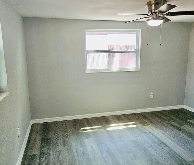 5712 Bay Blvd — Photo 48
