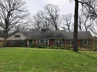 8836 Rock Forest Dr, Saint Louis, MO 63123