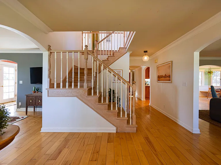 Loma Dr — Photo 17