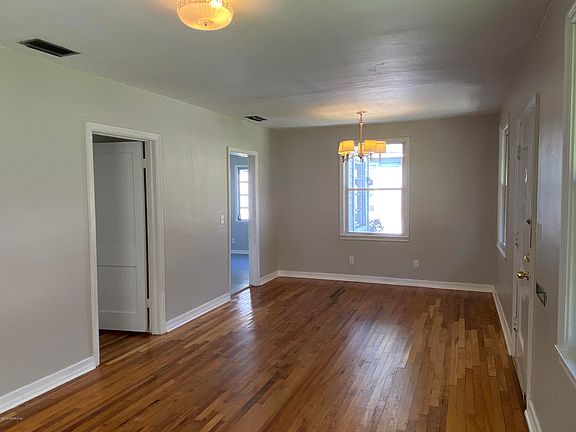 5th image of 1286 Menna St