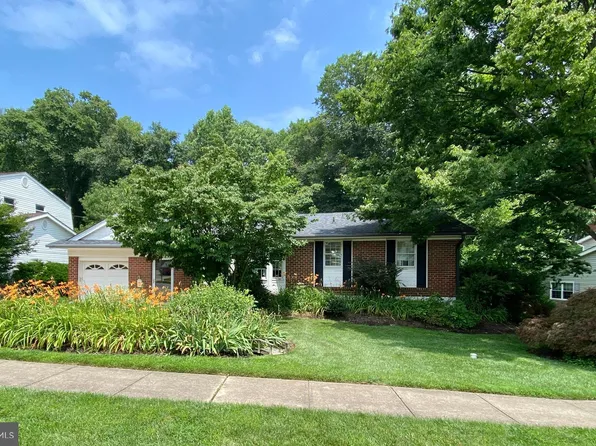 1109 N Dolton Ct, Wilmington, DE 19810