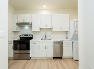 3715 W Victory Blvd #102, Burbank, CA 91505
