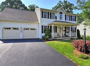 106 Stagecoach Cir, Milford, CT 06460