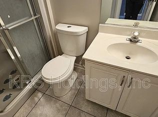 200 Mainsail Dr #200, Hampton, VA 23664