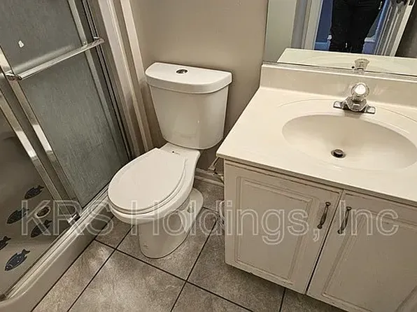 200 Mainsail Dr #200, Hampton, VA 23664