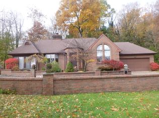 602 Swansea Rd, Newark, OH 43055