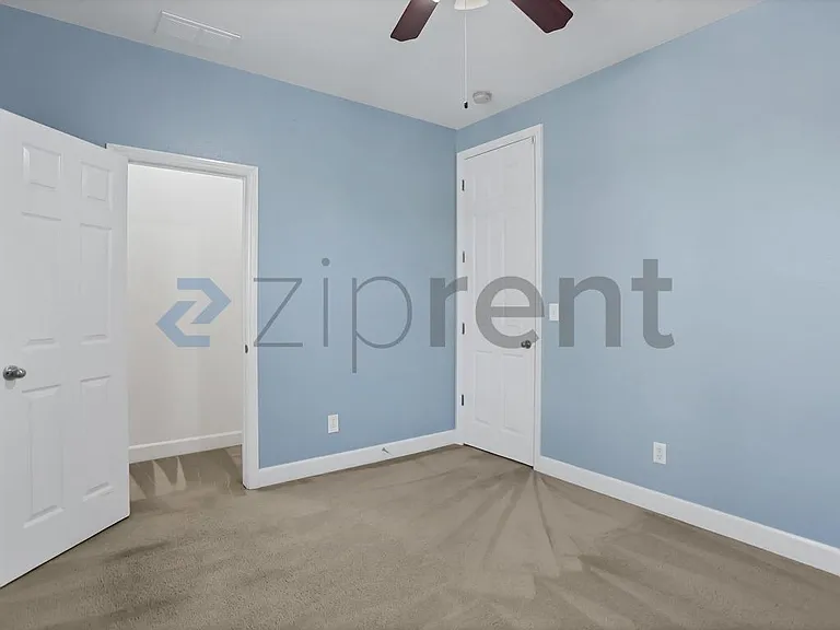 5743 W Chennault Ave — Photo 36