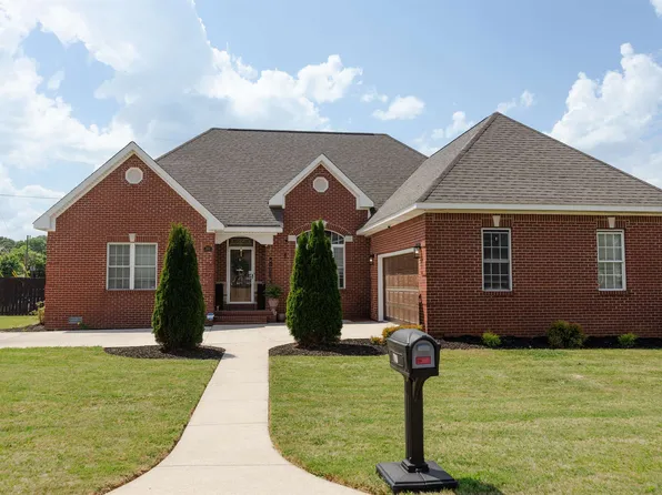 710 Firestone Ave, Muscle Shoals, AL 35661