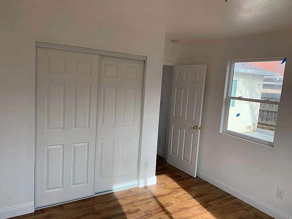 4th image of 397 Lafayette Ave