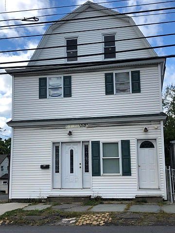 1st image of 133 Main St #C