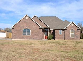 46 NE Simmons Cir, Fletcher, OK 73541