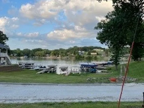 164 Whippoorwill Rd, Montezuma, IA 50171