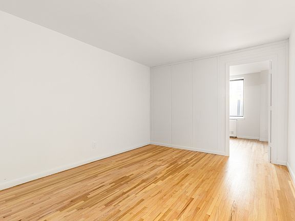 4th image of 344 E 63rd St #A2b