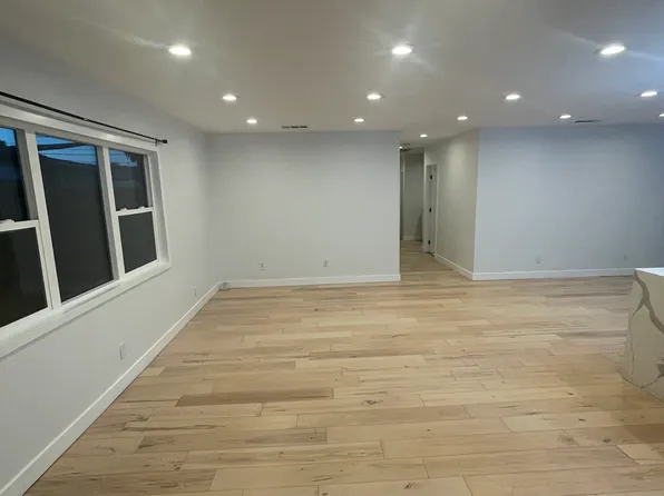 1029 W 160th St, Gardena, CA 90247