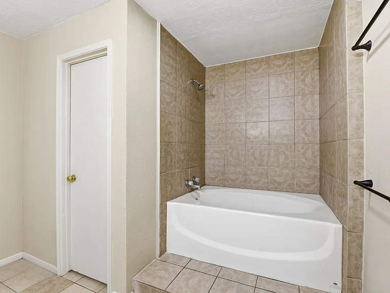 9052 Zapata Way — Photo 31