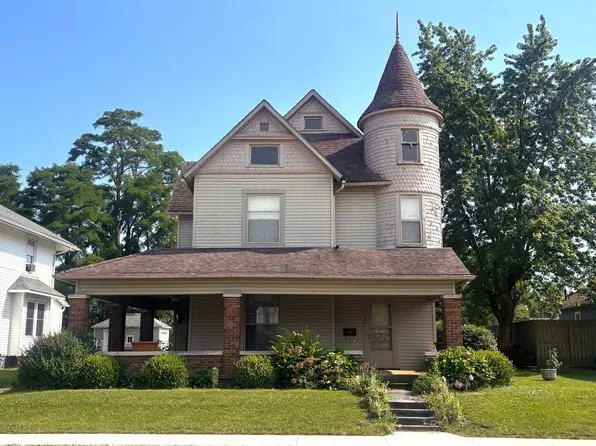 406 E South St, Winchester, IN 47394