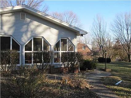 3rd image of 7222 Whiffletree Dr