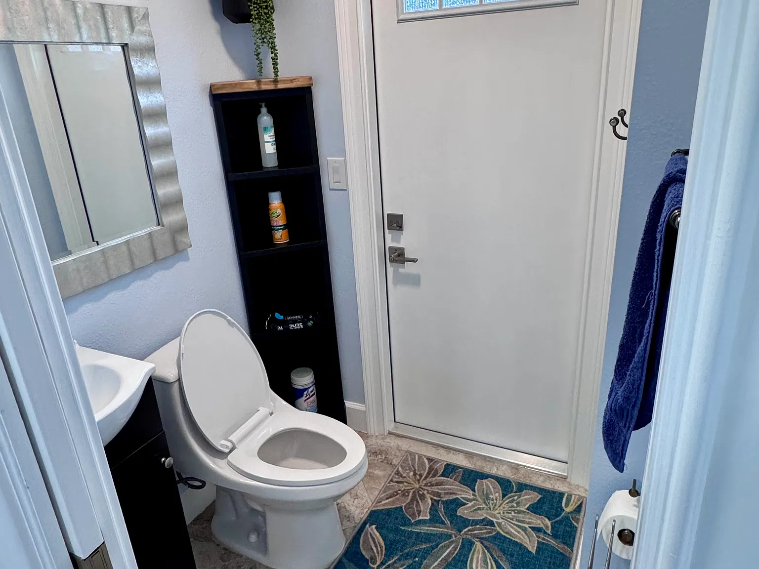 3 bed, 2.5 bath, 1774 sqft, $3,350 — Photo 3