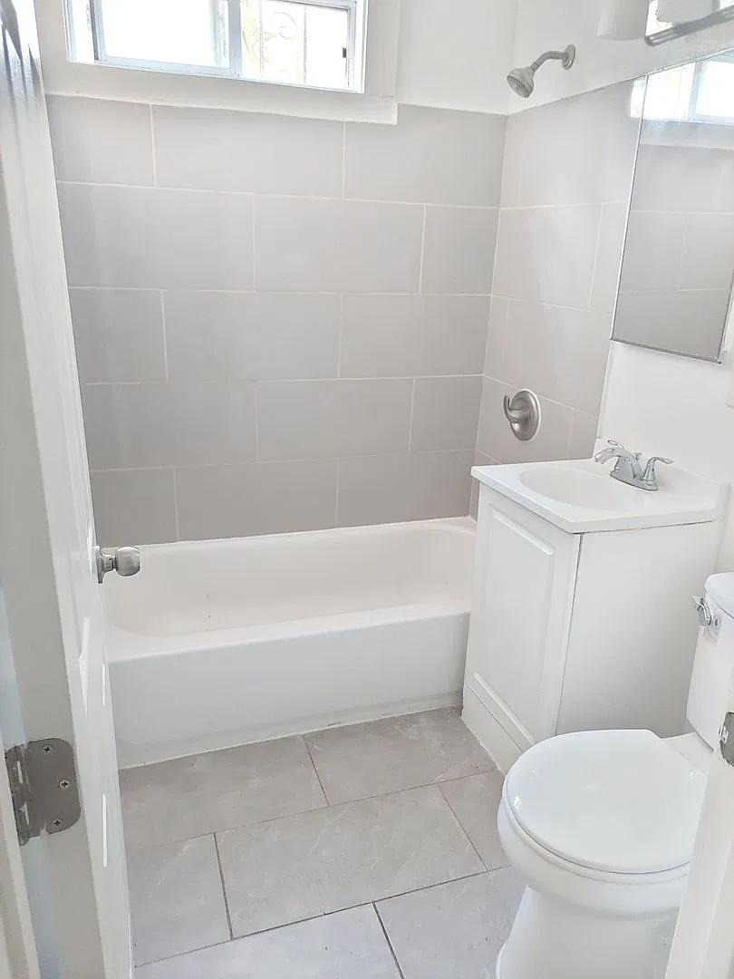 11418 S. New Hampshire Ave — Photo 3