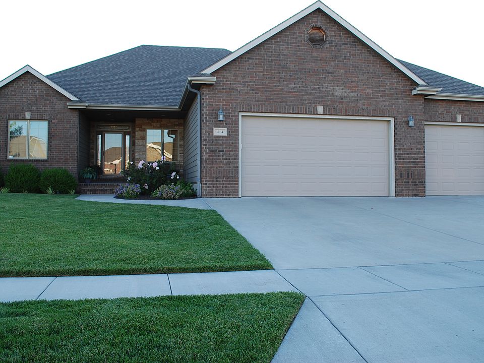 1st image of 414 Greystone Dr
