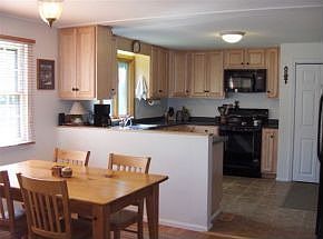 2nd image of 43 Briar Rd