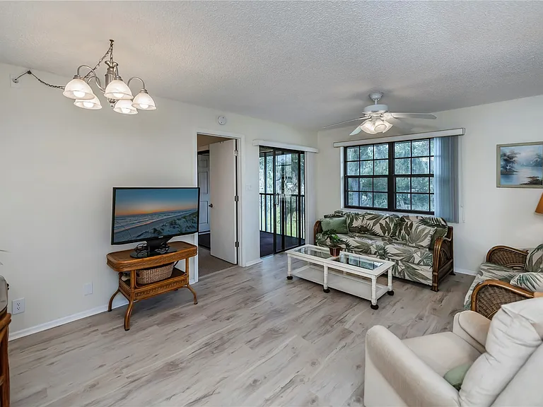 19505 Quesada Ave #U201 — Photo 3