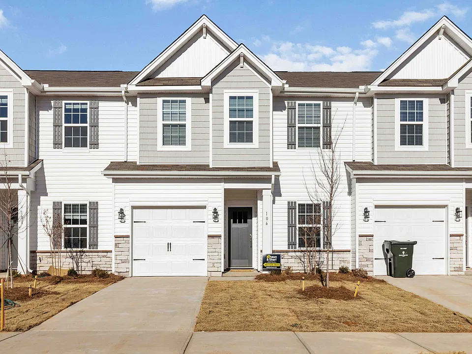 106 Holly Oak Ct