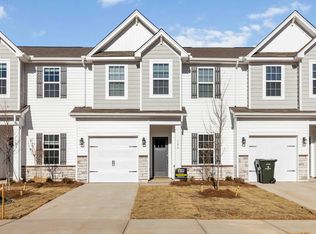 106 Holly Oak Ct, Fountain Inn, SC 29644