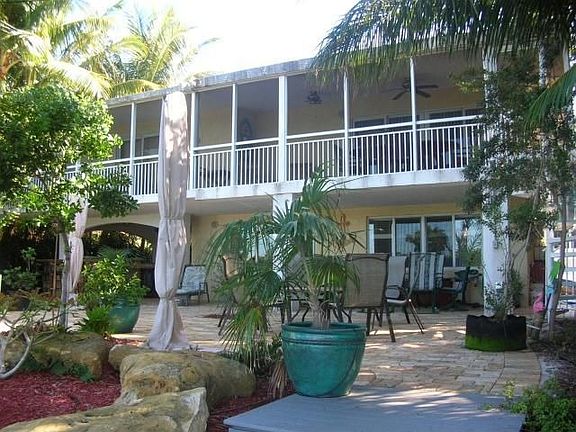 2nd image of 106 Bayview Isle Dr