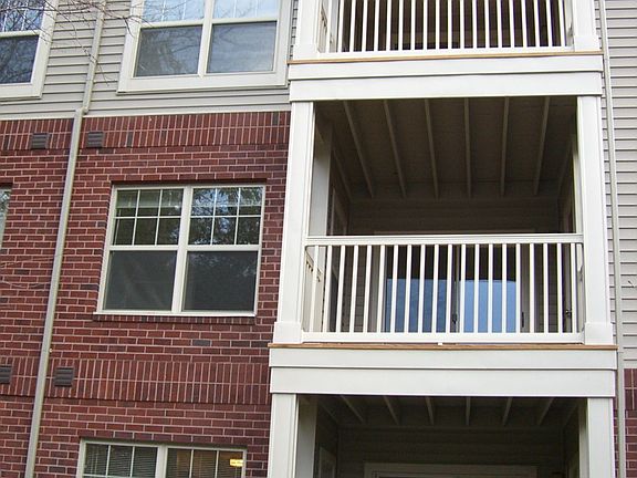 South Facing Top Floor