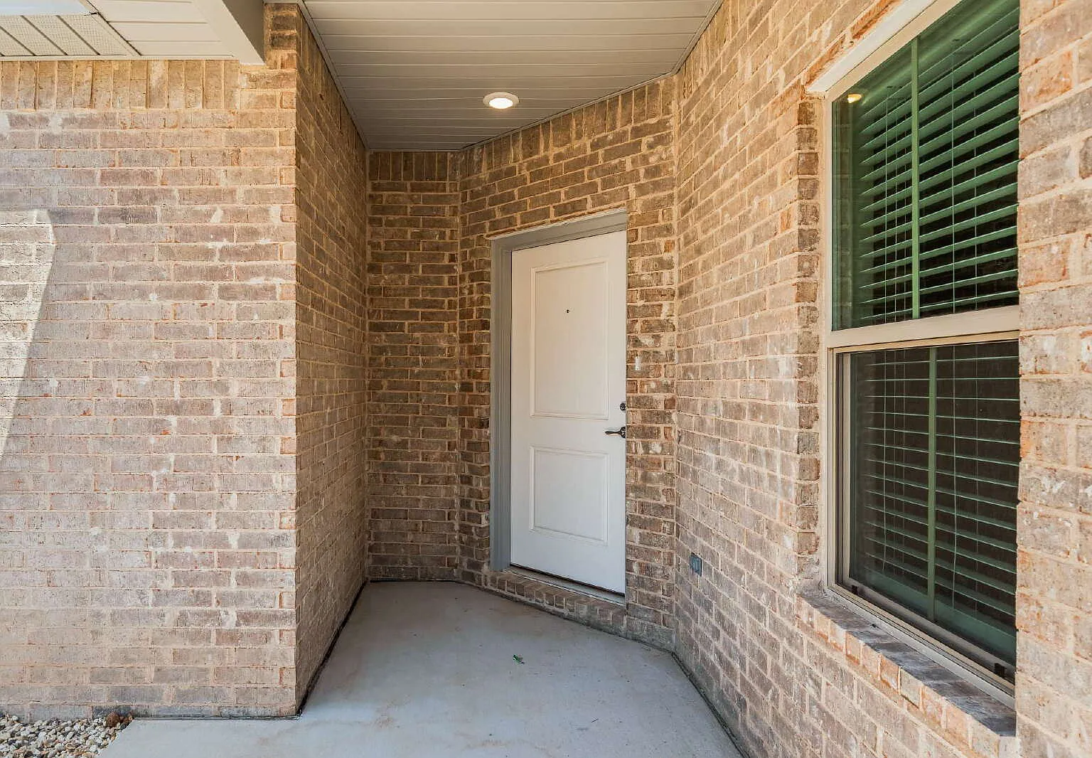 2 bed, 2.0 bath, 1276 sqft, $1,595 — Photo 4