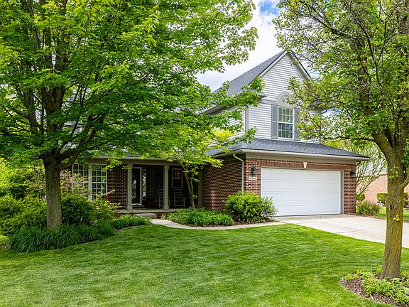 2nd image of 9230 Solitude Ln