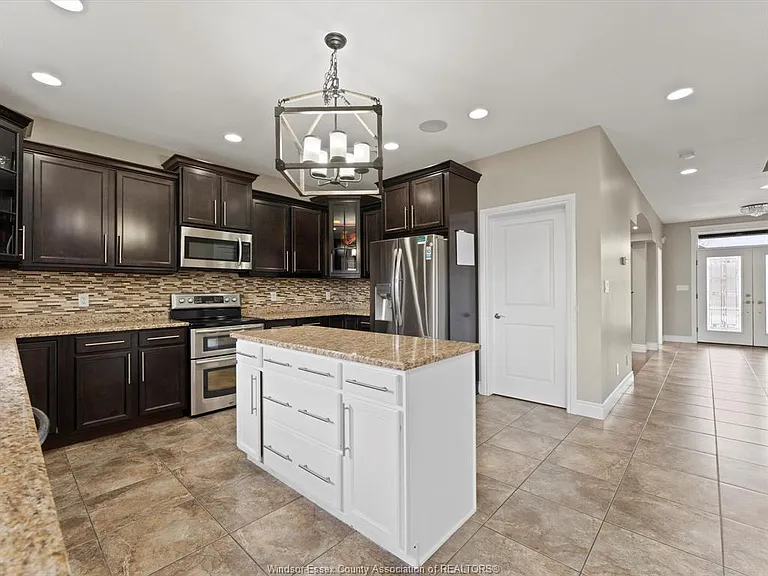 1274 Deer Run Trl — Photo 8