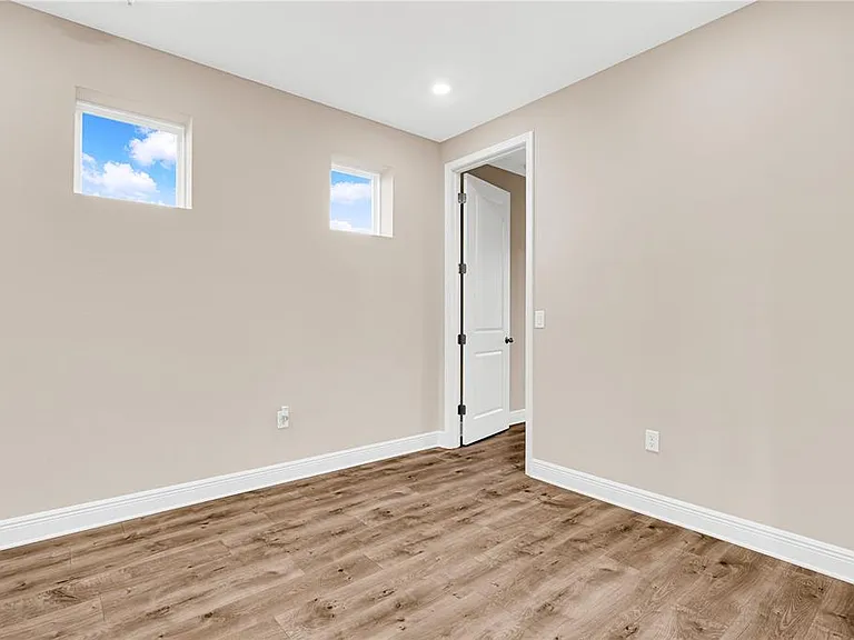 10205 Pearson Ave — Photo 12