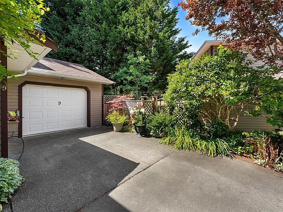 5th image of 124 Valhalla Rd #9